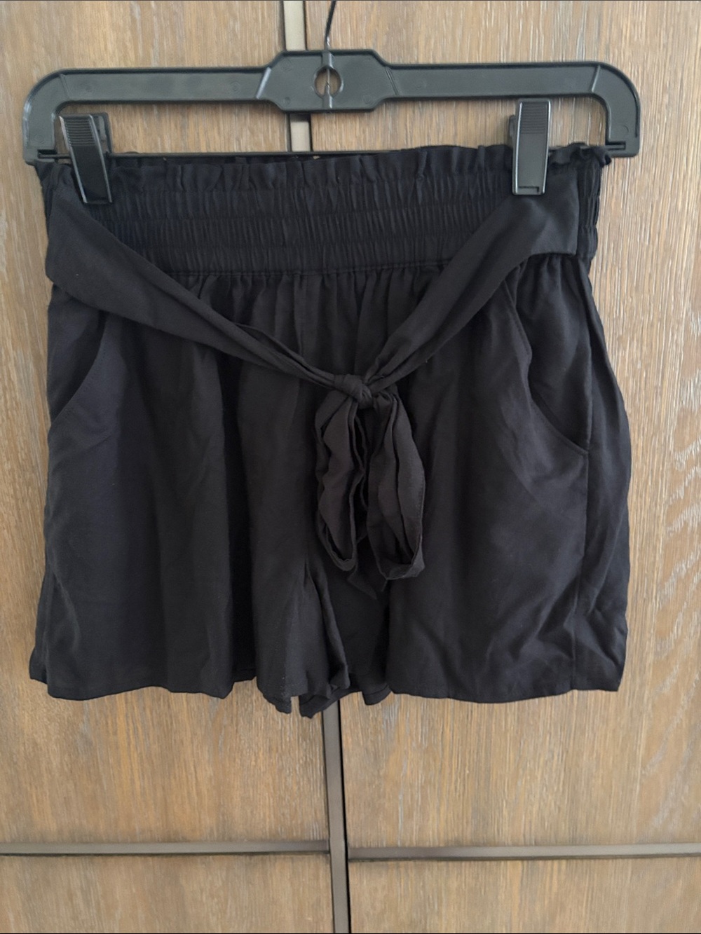 SO Black High-Waist Tie-Front Elastic Shorts